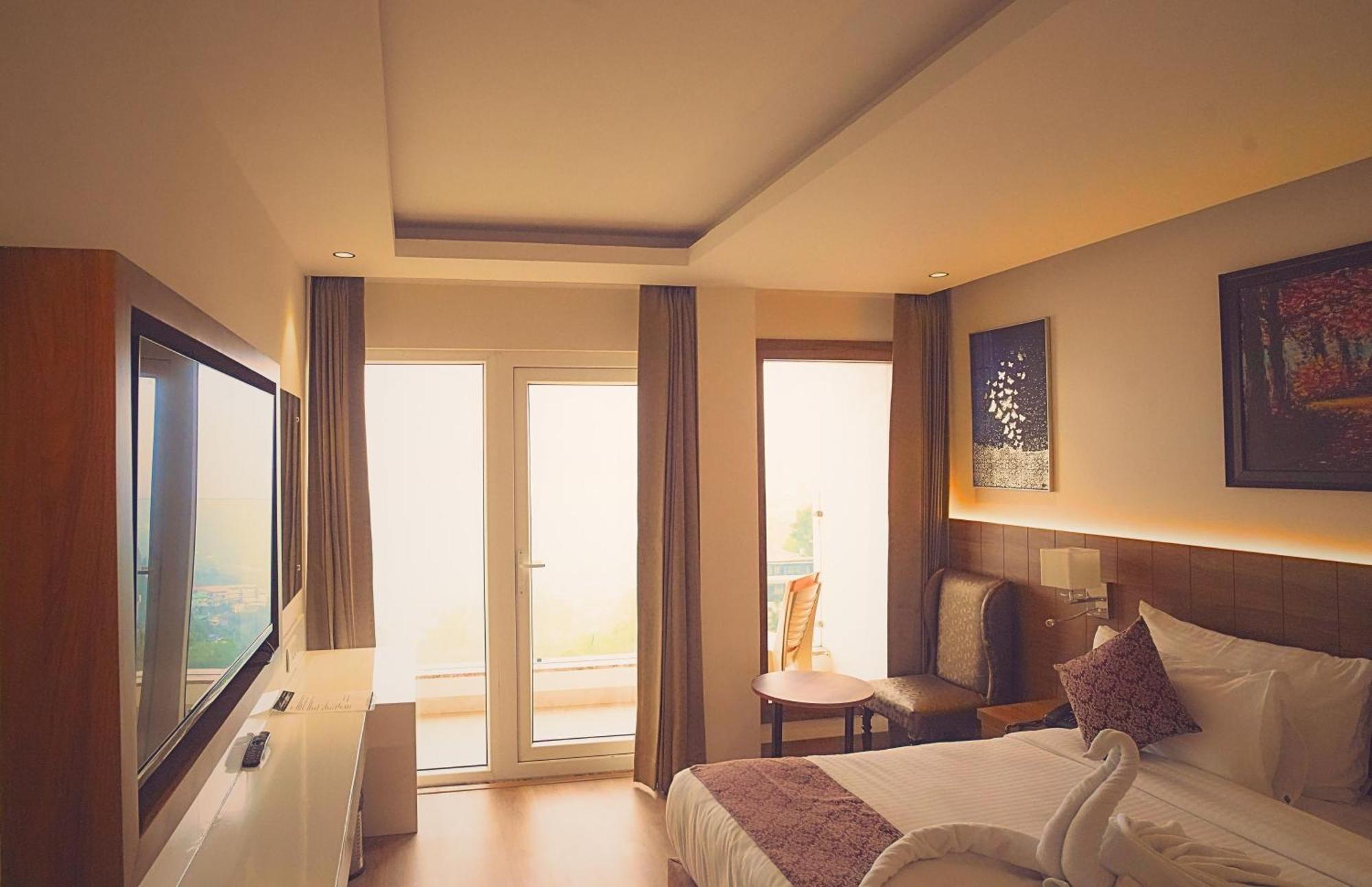 The Novello By Evergreen Mussoorie Exterior photo